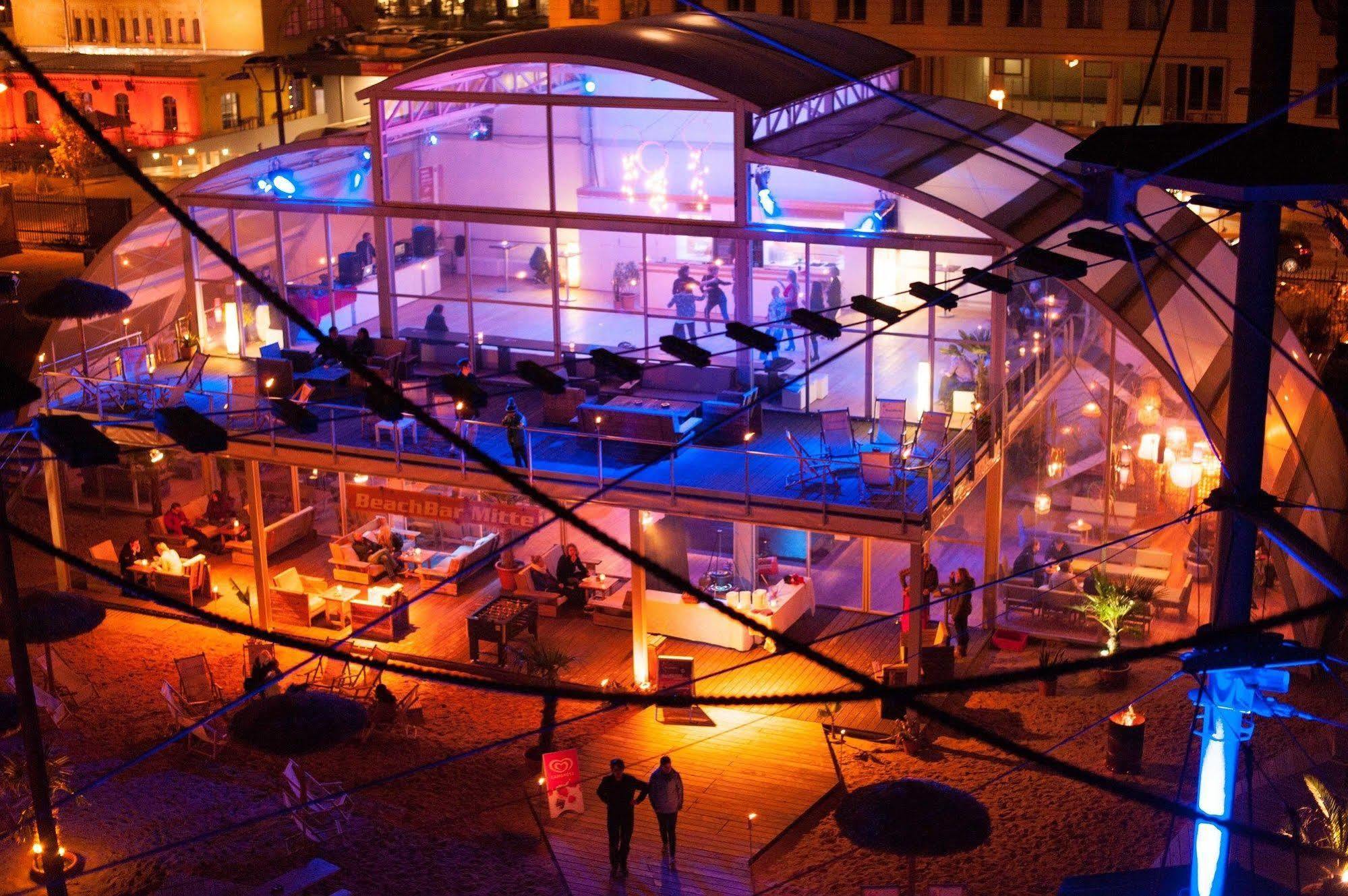 Cube Lodges Berlin Mitte Berlim Exterior foto