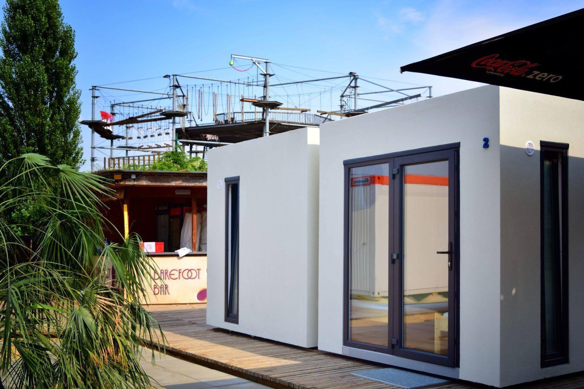 Cube Lodges Berlin Mitte Berlim Exterior foto